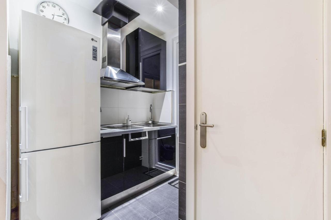 Ferienwohnung Apartamento Plaza De Lavpies Madrid Exterior foto